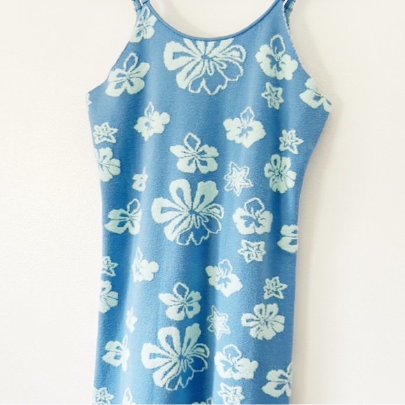 $5 $5 $5 NEW Amazon Blue Flower Power Jersey Stretchy Open Back Midi Dress Sz M - Picture 2 of 6